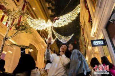 ​圣诞寄语给女朋友，圣诞节祝福语简短20字以内